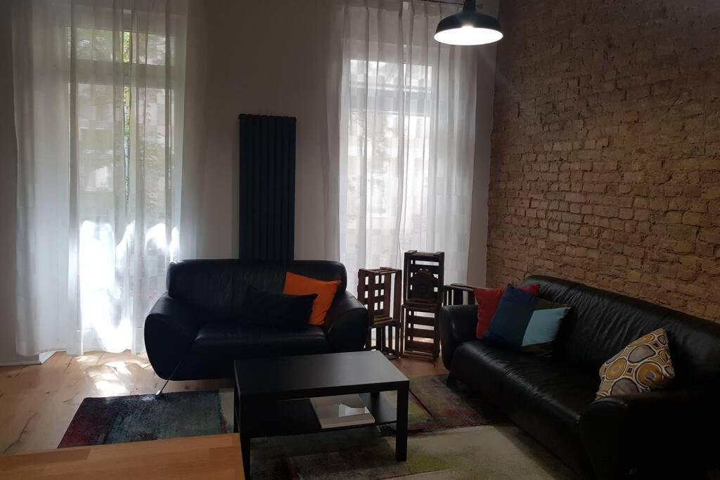 Tempelhoferfeld Apartment Berlin Luaran gambar